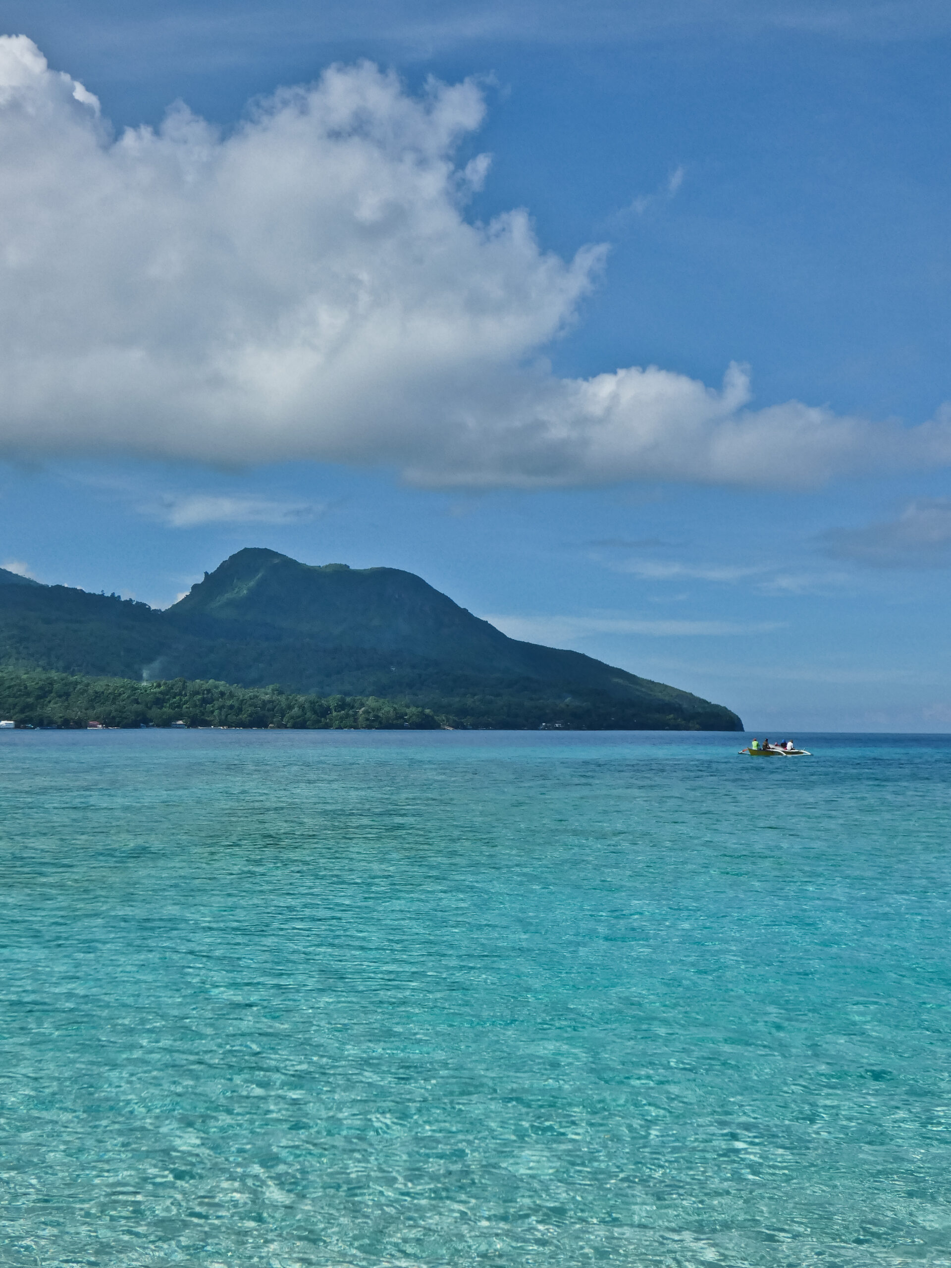 Explorando la Encantadora Isla de Camiguin: Guía de Destino